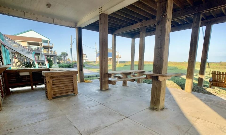 Sea Hag home House in Bolivar Peninsula