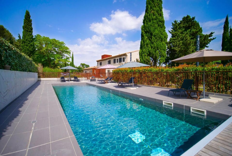 Patio, Summer, Garden, Garden view, Landmark view, Pool view, Swimming pool