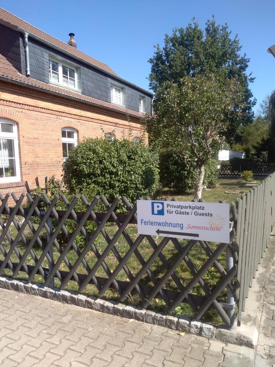 Property building, Property logo or sign