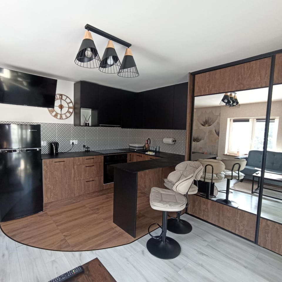 Living room, Seating area, Dining area, dishwasher, oven, stove