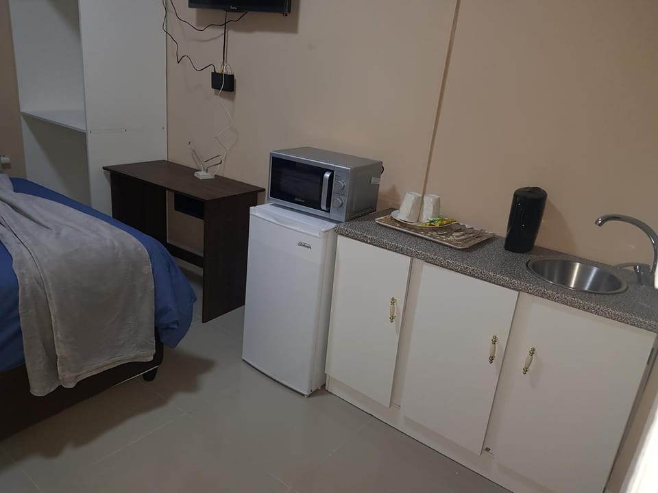 Helpful lodge Bed and Breakfast in Cape Town