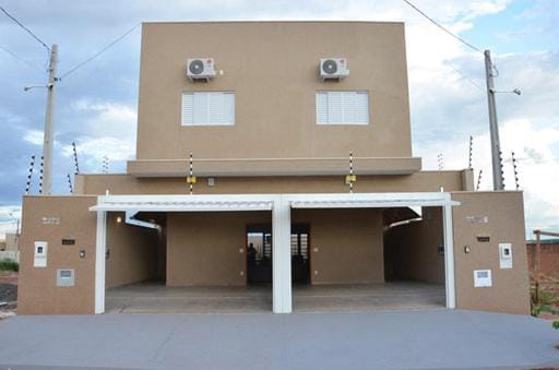 Property building, Facade/entrance
