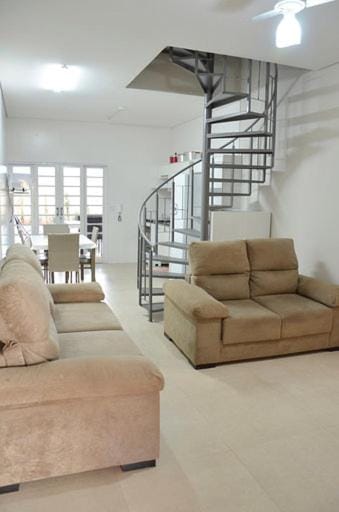 Tati's house Olímpia-casa para até 11 pessoas Apartment in Olímpia