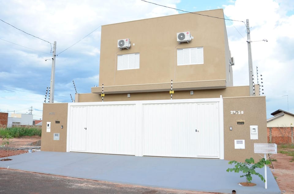 Tati's house Olímpia-casa para até 11 pessoas Apartment in Olímpia