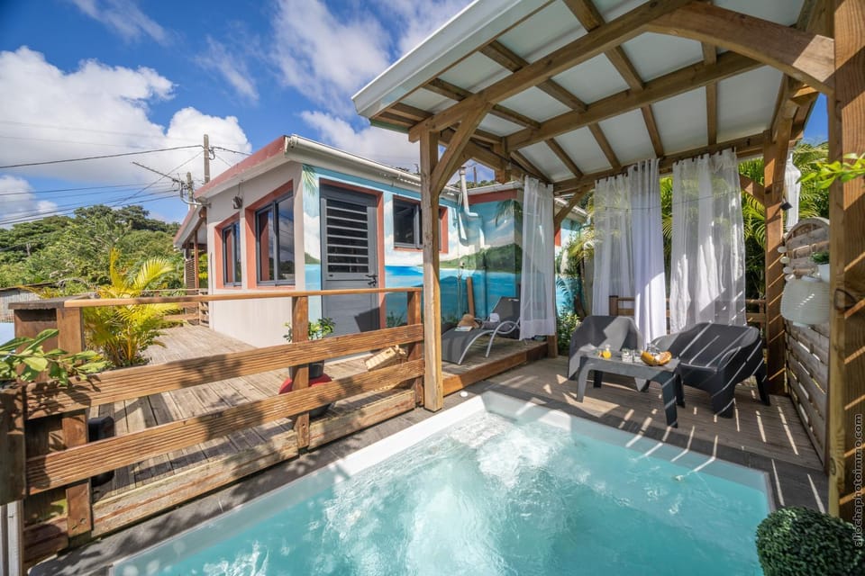 Chalet étoilé BAYALOCATION Apartment in Martinique