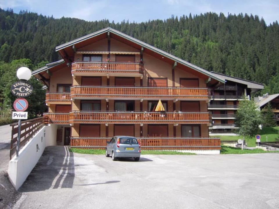 Appartement cocooning pour 4 avec balcon et garage à Châtel - FR-1-198-196 Apartment in Châtel