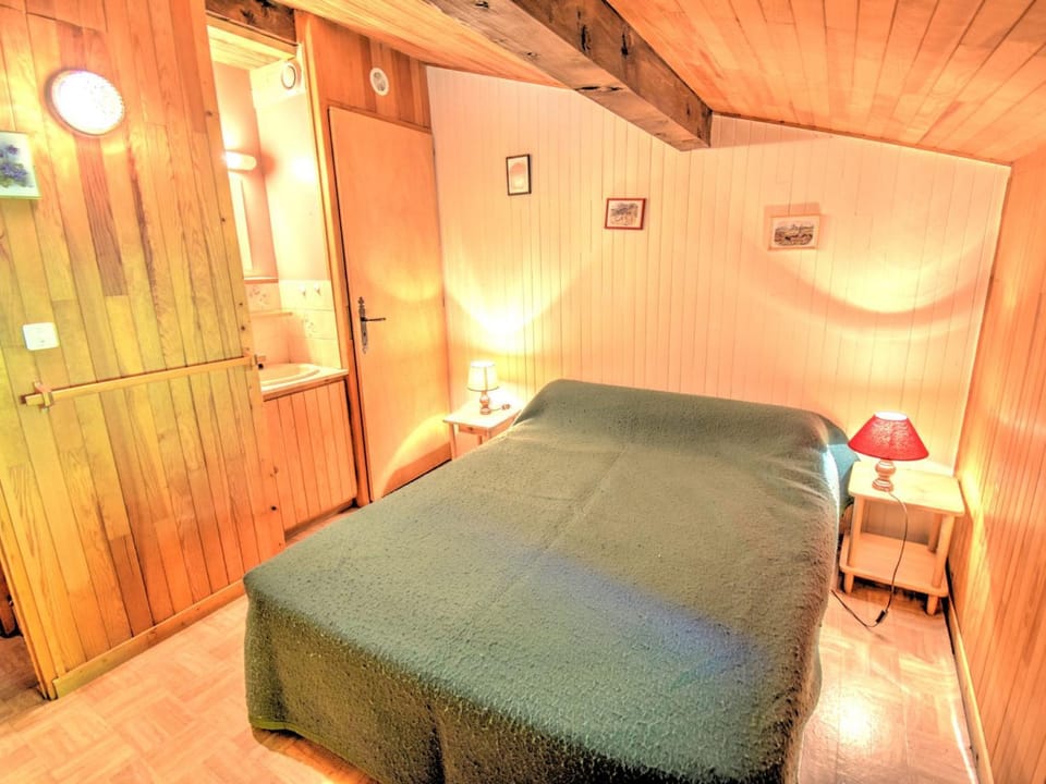Chalet indépendant à Morzine, 200m du téléphérique, parking, pour 10 personnes - FR-1-524-6 Chalet in Morzine