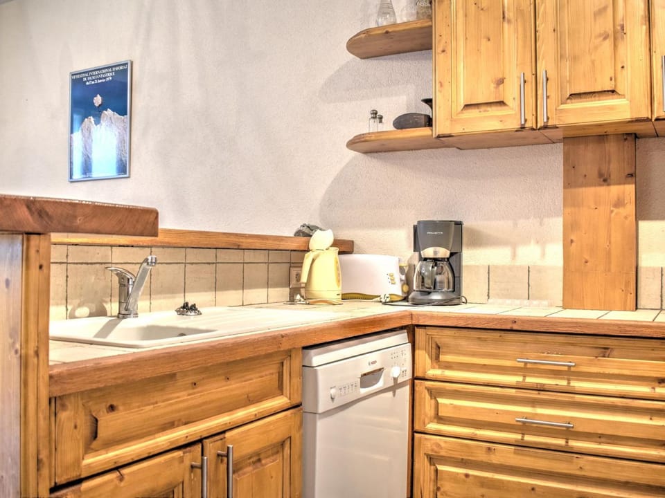 Superbe appartement 3 pièces avec parking et WIFI à Morzine - FR-1-524-28 Apartment in Montriond