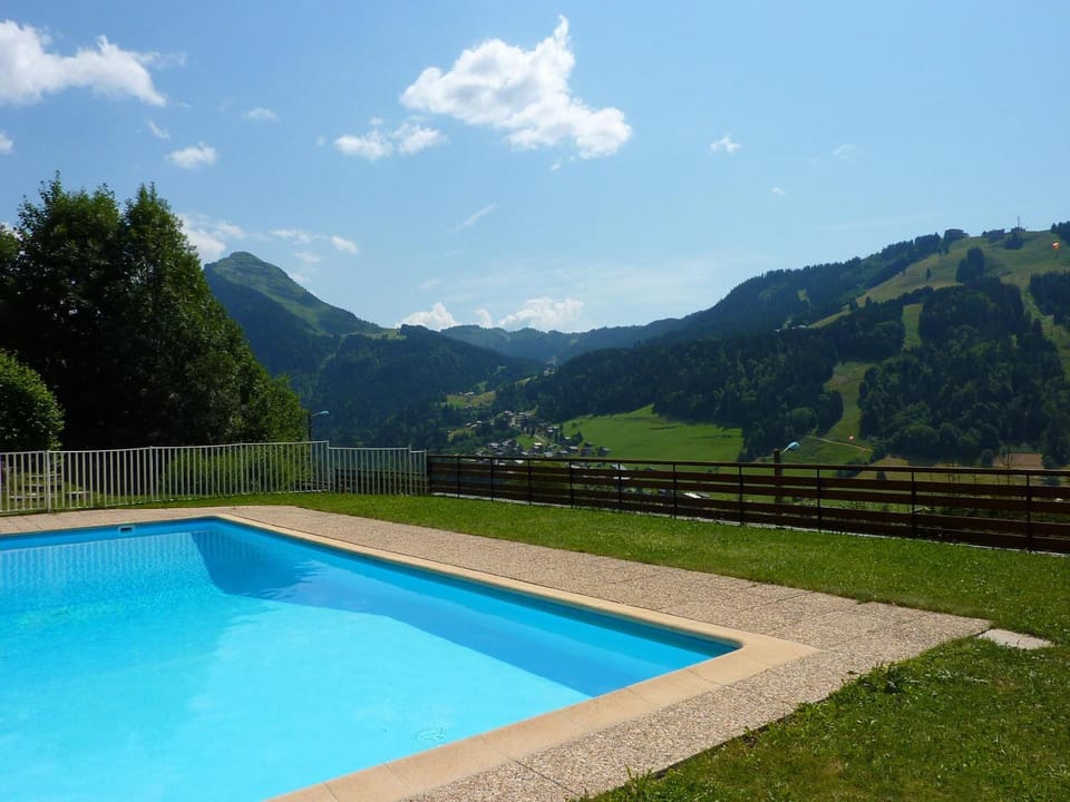 Appartement lumineux avec vue, pour 4 personnes à Morzine - FR-1-524-75 Apartment in Montriond