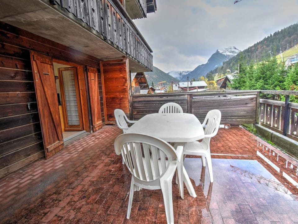 Studio rénové proche centre Morzine, pour 4 personnes - FR-1-524-83 Apartment in Les Gets
