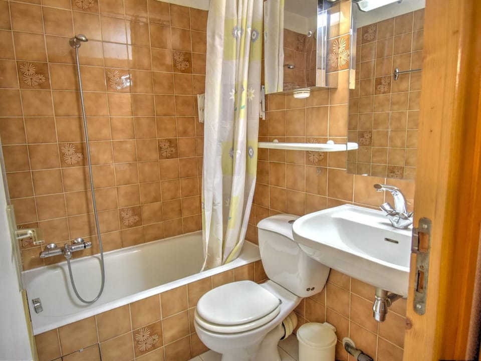 Studio rénové proche centre Morzine, pour 4 personnes - FR-1-524-83 Apartment in Les Gets