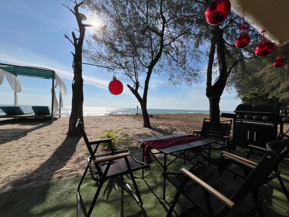 Sea and Sea Villa Sangaroon Resort in Prachuap Khiri Khan, Thailand
