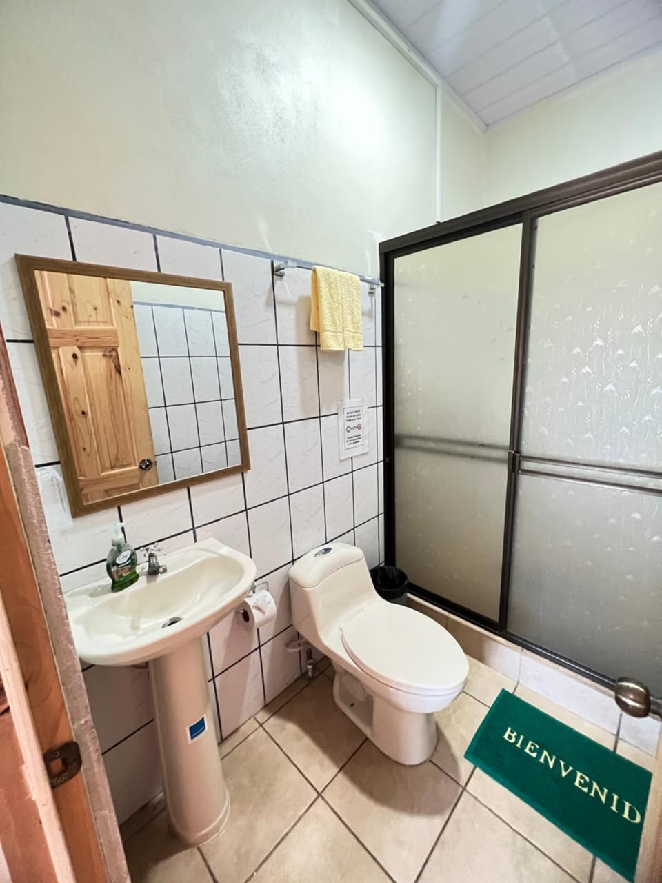 Los Sueños RyG 3 Bed and Breakfast in Quepos