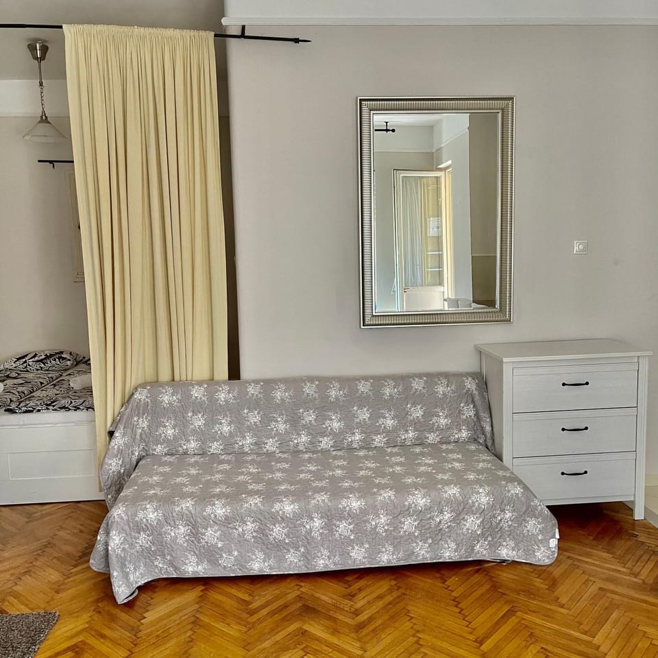 Elizabeth Bridge With Gellért-Hill View Apartment in Budapest
