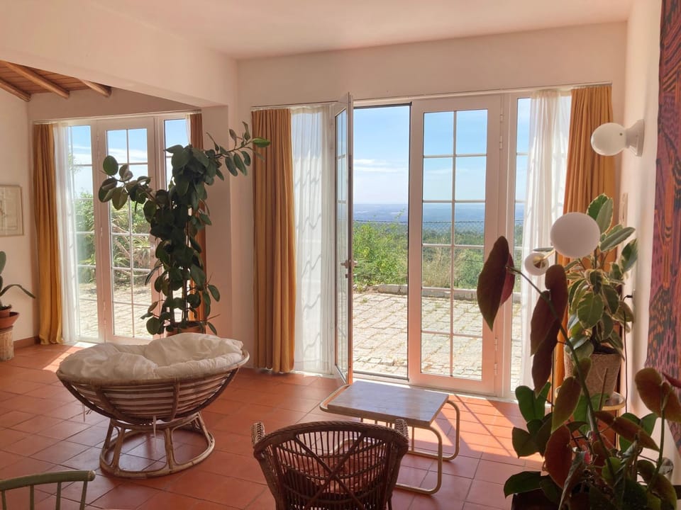 View (from property/room), Photo of the whole room, Sea view