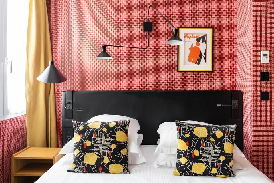 Bed, Photo of the whole room