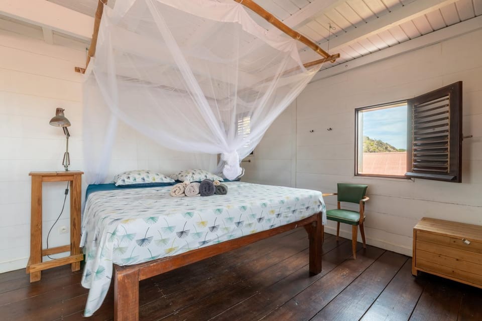 Atea, le Loft... un concept saintois original House in Leeward Islands