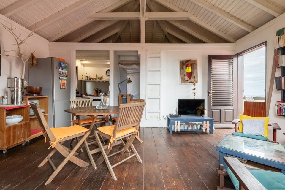 Atea, le Loft... un concept saintois original House in Leeward Islands