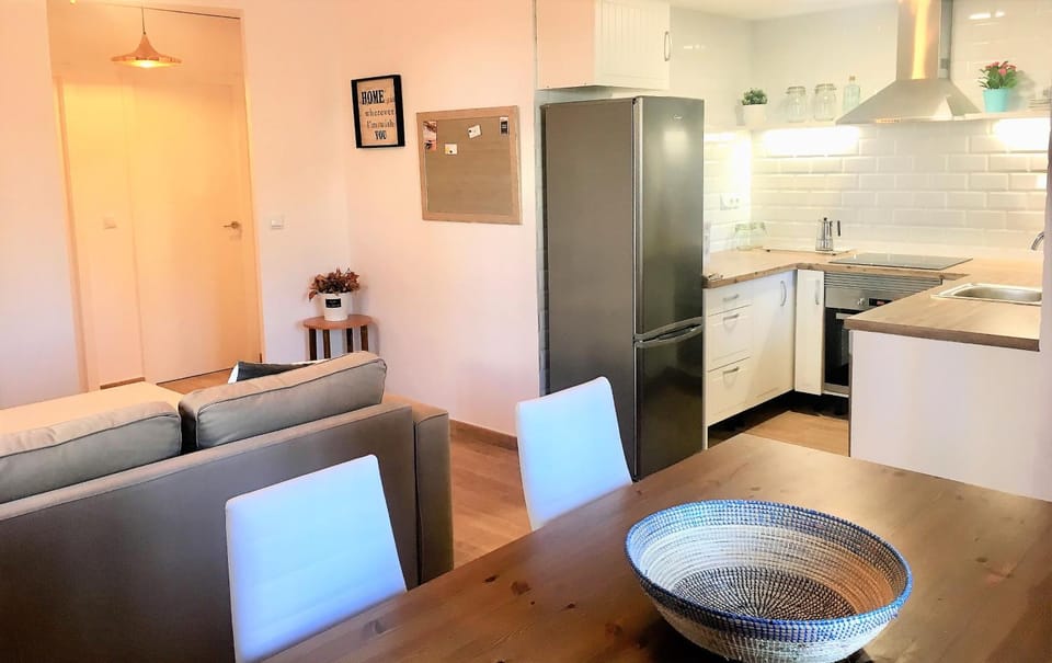 Kitchen or kitchenette, Living room, Dining area