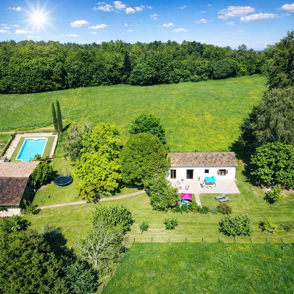 DOMAINE SOLAYA Villa in Nouvelle-Aquitaine