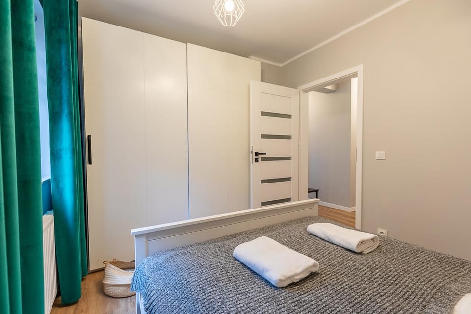 Bed, Photo of the whole room, Bedroom, towels, wardrobe