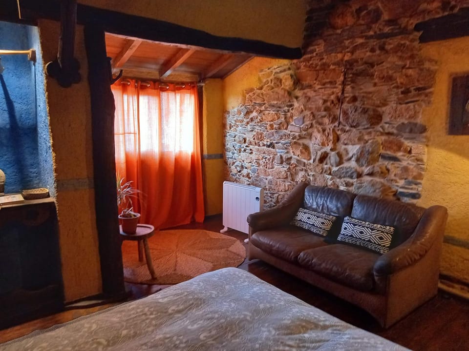 Louteiro de las Médulas Bed and Breakfast in Castile and León