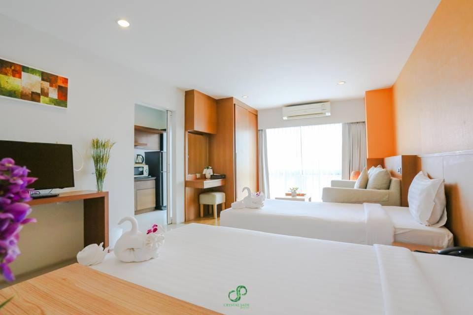 Crystal Jade Hotel Hotel in Rayong, Mueang Rayong District, Rayong, Thailand