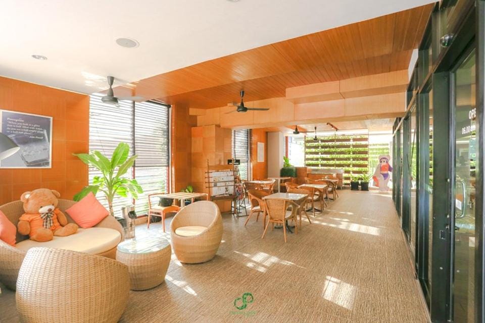 Crystal Jade Hotel Hotel in Rayong, Mueang Rayong District, Rayong, Thailand