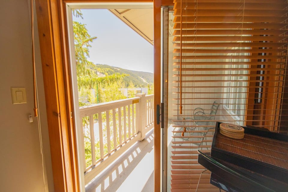 Expedition Station 8597 by SummitCove Lodging in Colorado House in Keystone