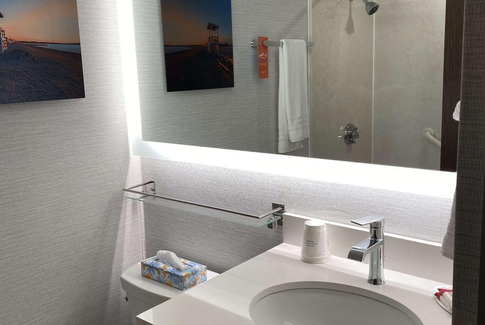 Bathroom, Photo of the whole room, On site