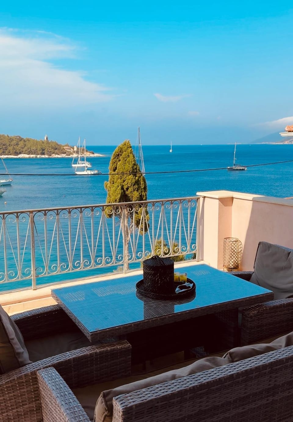 Paradise House apart3, 5min walking distance to Fiskardo center Apartment in Fiskardo