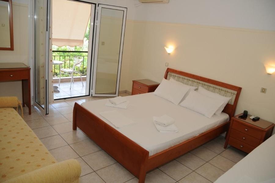 Balcony/Terrace, Photo of the whole room