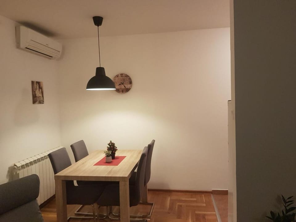 Luka Lux apartman Apartment in Belgrade