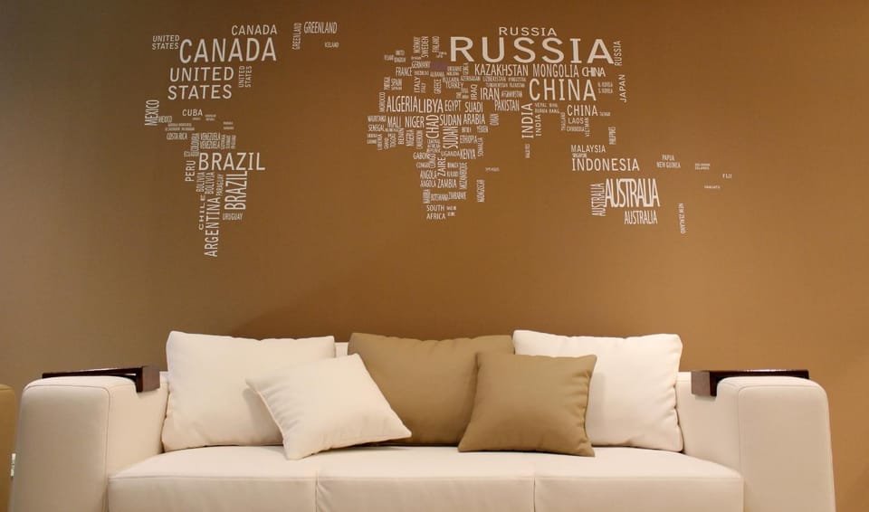 Bed, Living room