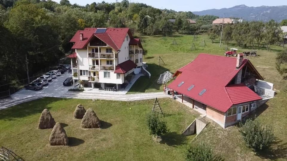 Property building, Bird's eye view