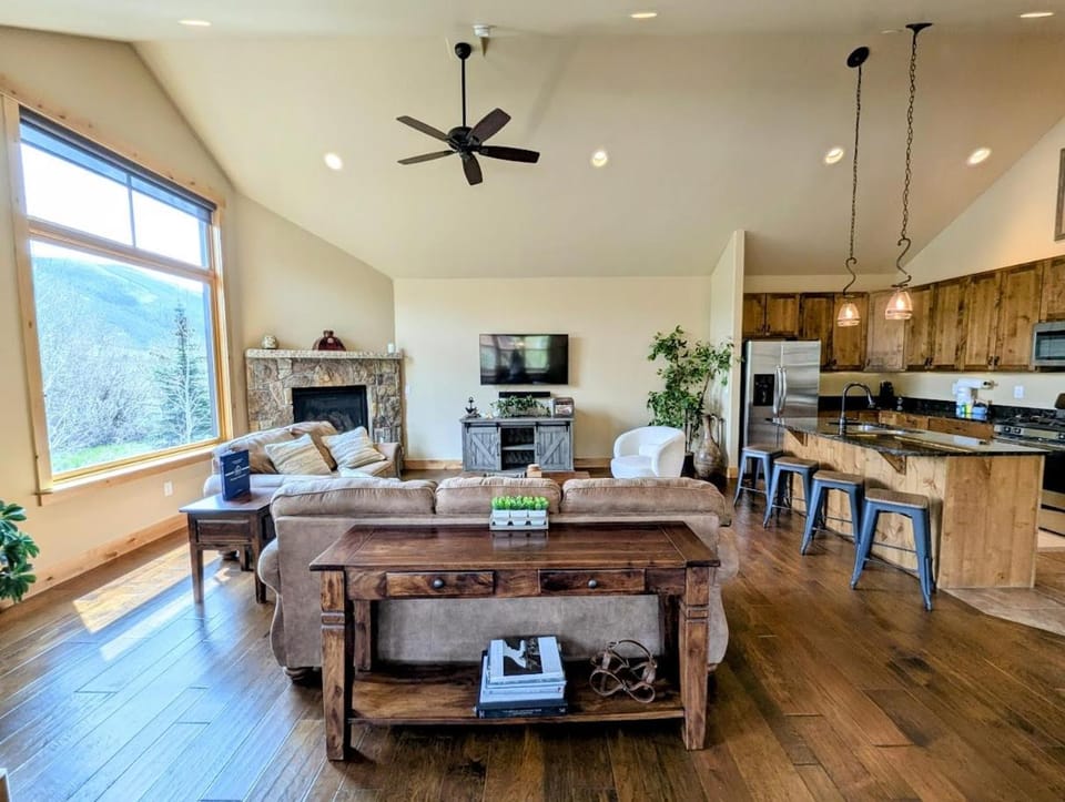 Frey Gulch 58 by SummitCove Lodging House in Keystone