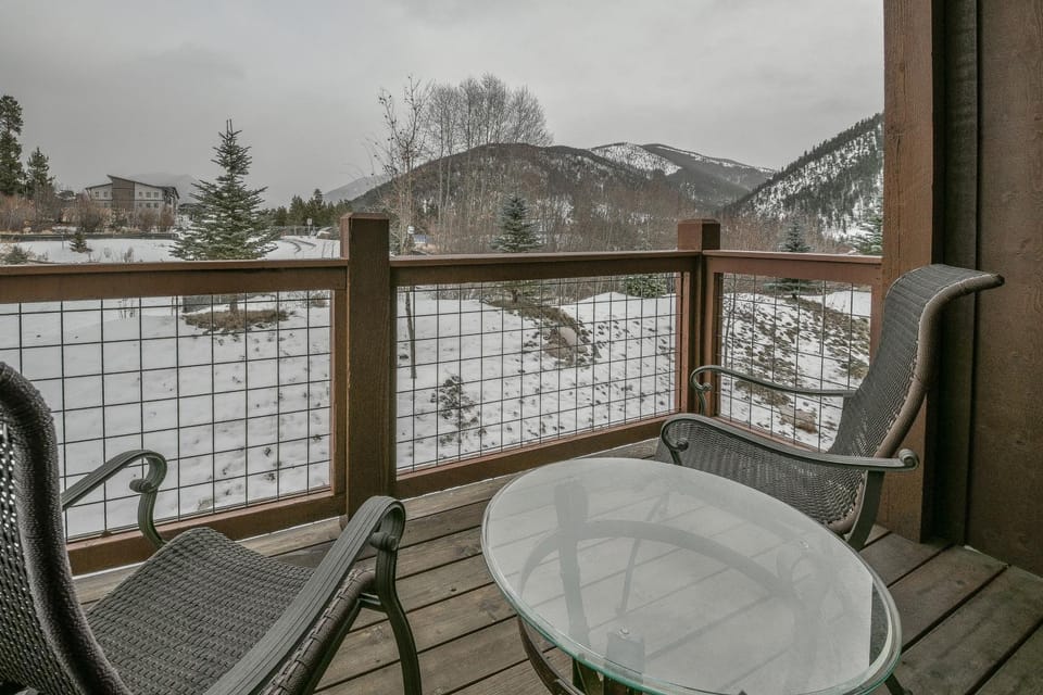 Frey Gulch 58 by SummitCove Lodging House in Keystone