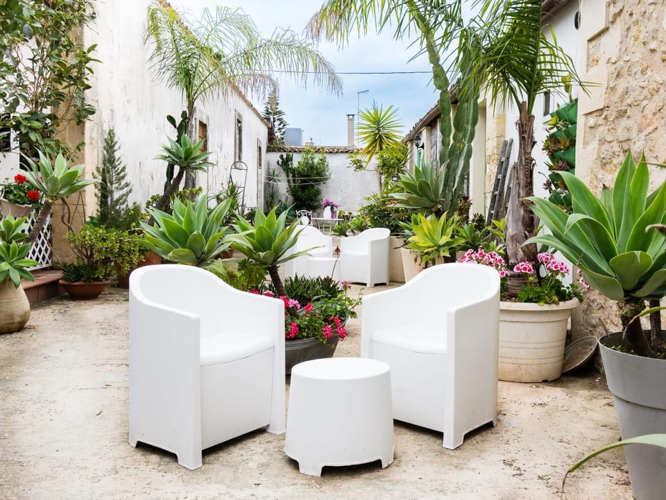 Seating area, Garden view