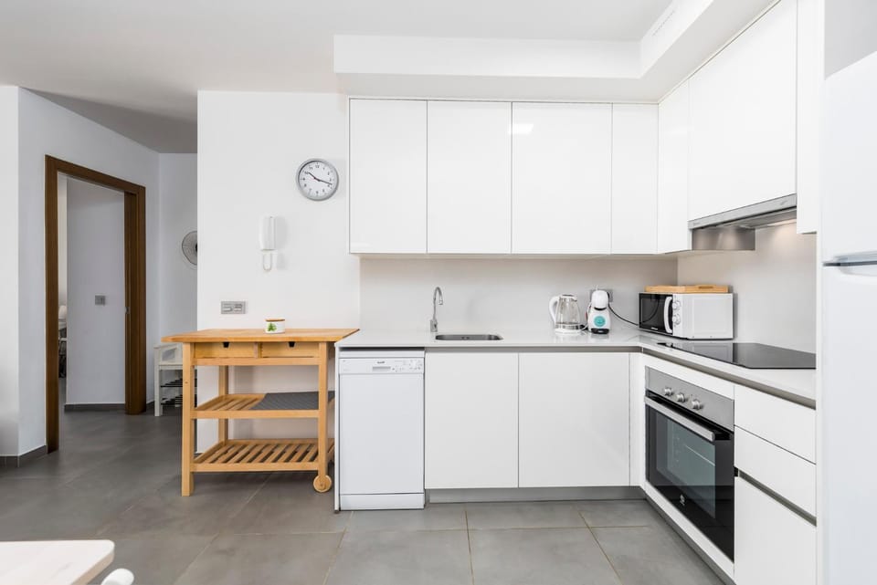 Kitchen or kitchenette, dishwasher, minibar, pet friendly, stove