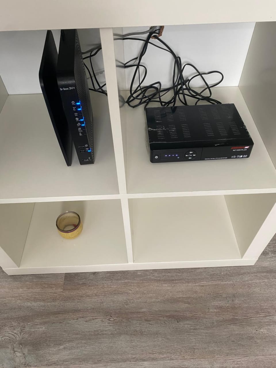 Magnifique Appart pour 4 personnes complètement reno Apartment in Charleroi