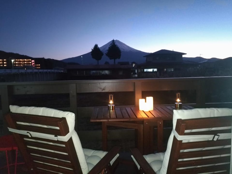 Balcony/Terrace, Mountain view, Sunset