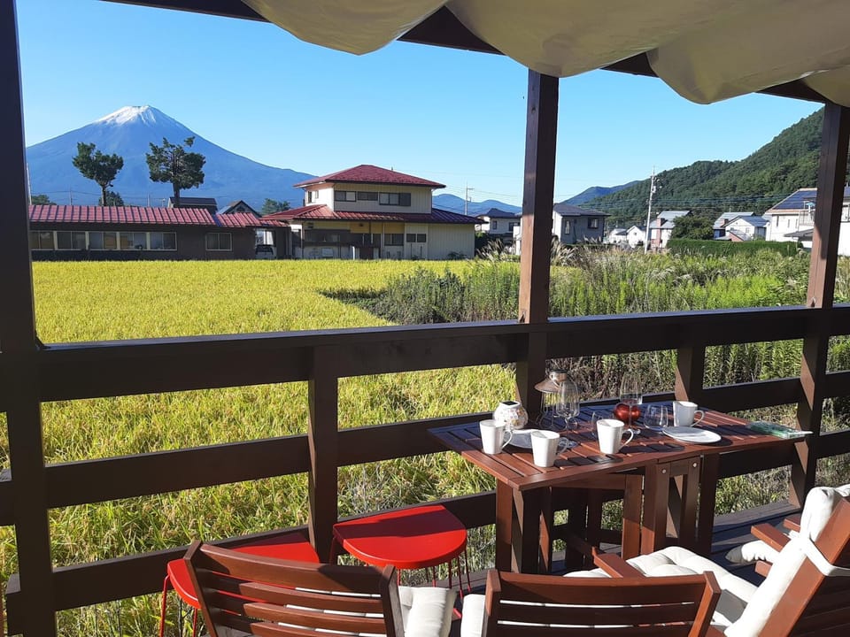 Day, Natural landscape, Balcony/Terrace, Mountain view