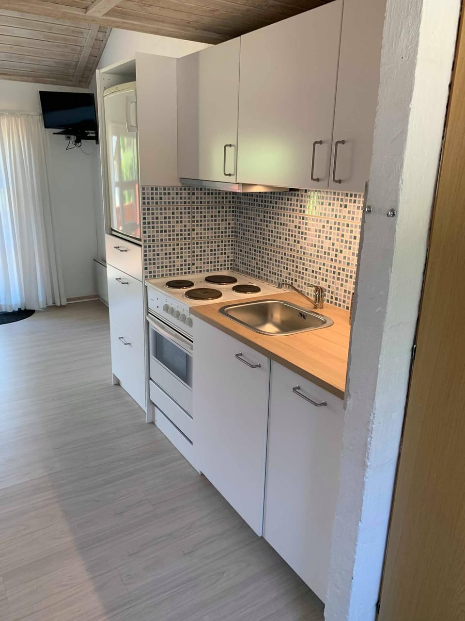 Kitchen or kitchenette, pet friendly