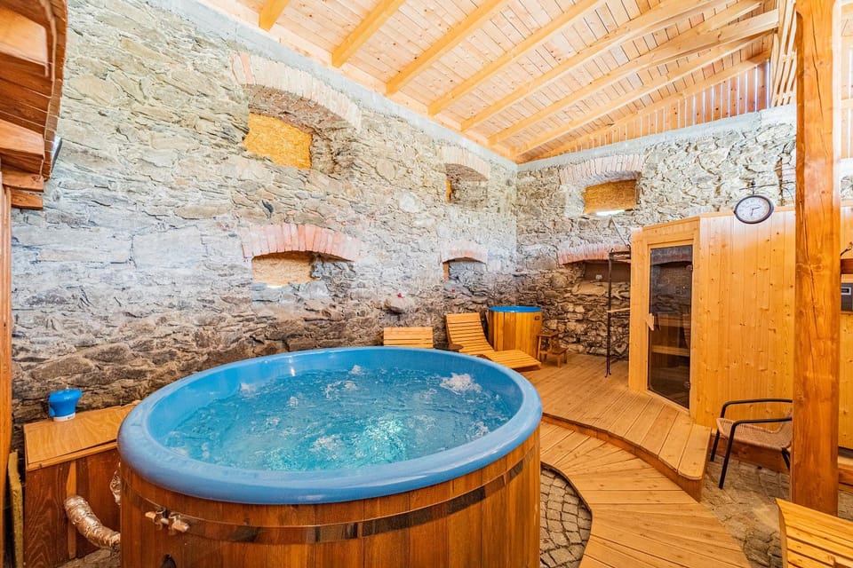 Hot Tub, Hot Tub, Sauna, Spa and wellness centre/facilities, Open Air Bath