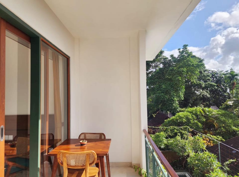 Balcony/Terrace, Dining area