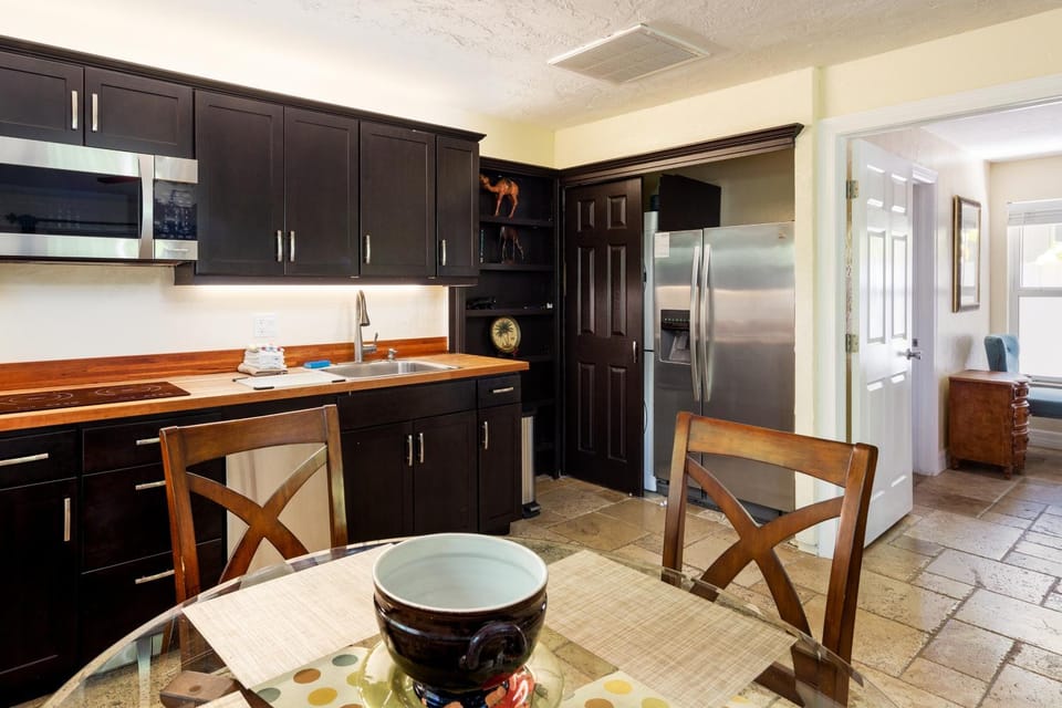 Home by Beach 3 - Delnor-Wiggins House in Naples Park