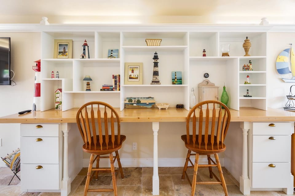 Home by Beach 1 - The Lighthouse House in Naples Park