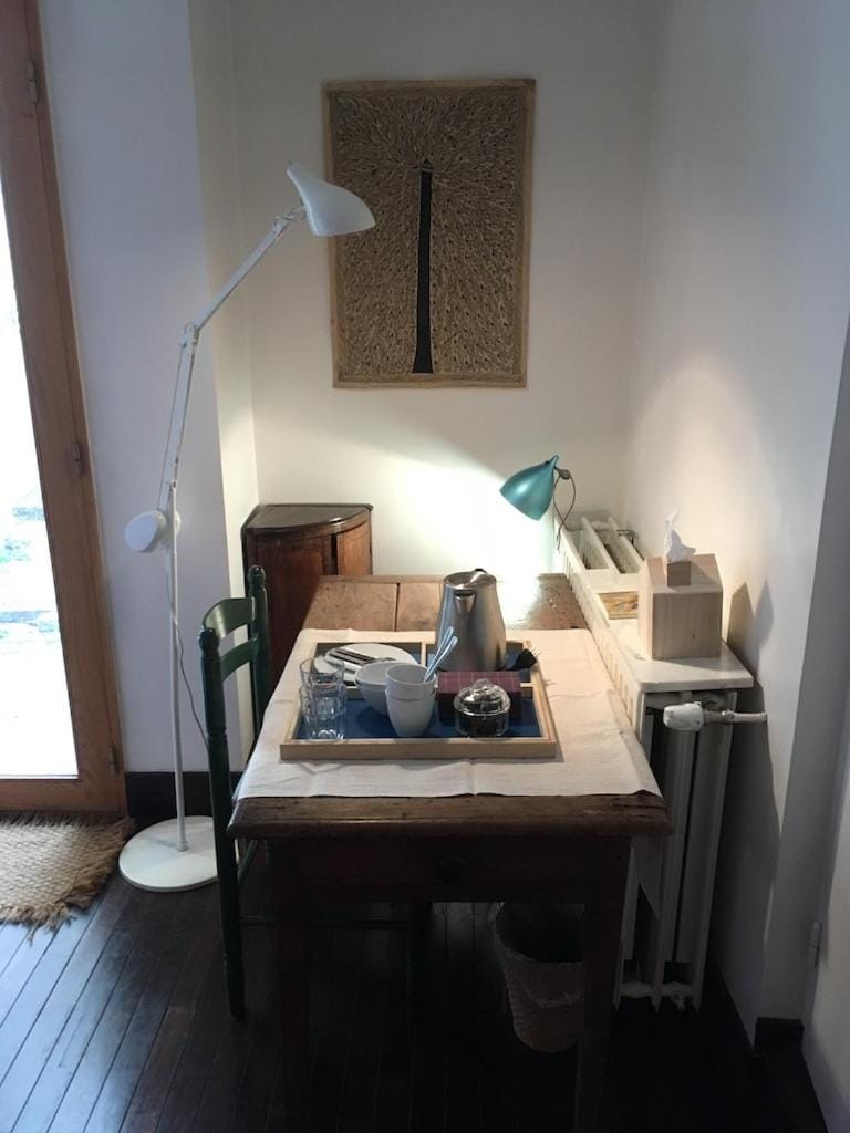 Chambre d'Hôtes Annelets Bed and Breakfast in Paris