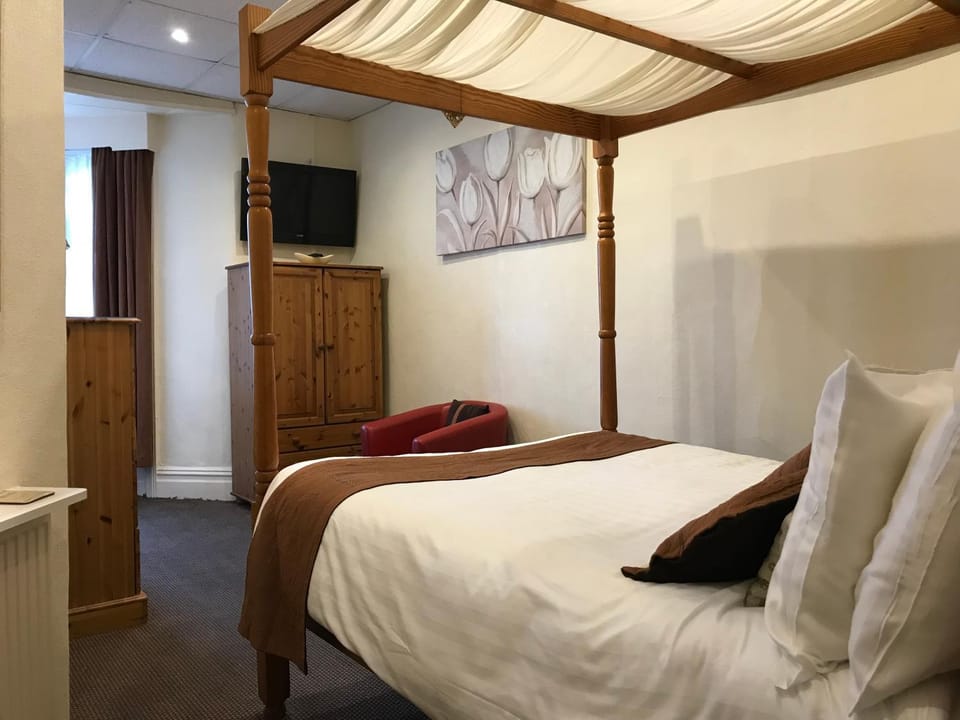 Spring, Bed, Day, Food and drinks, On site, Sea view