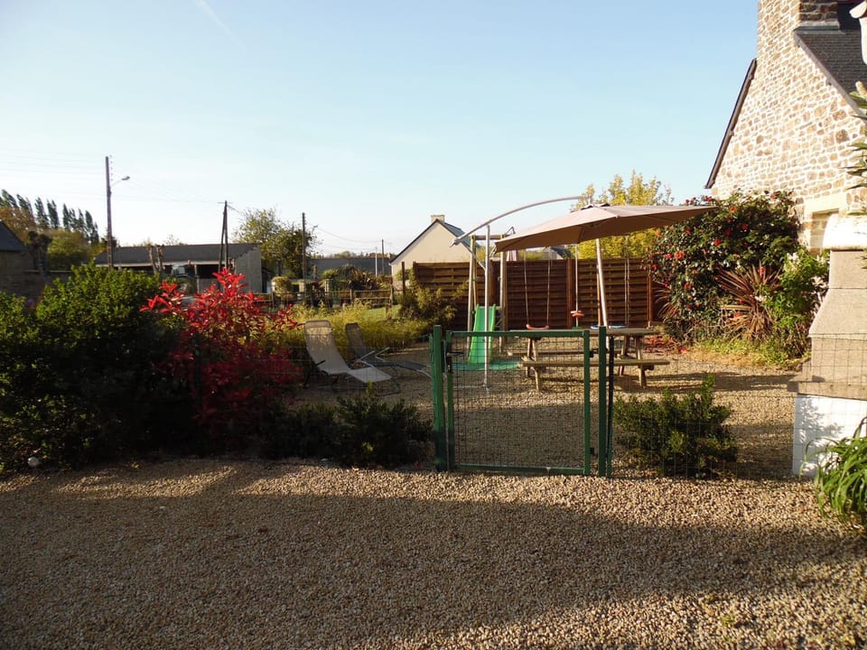 Patio, BBQ facilities